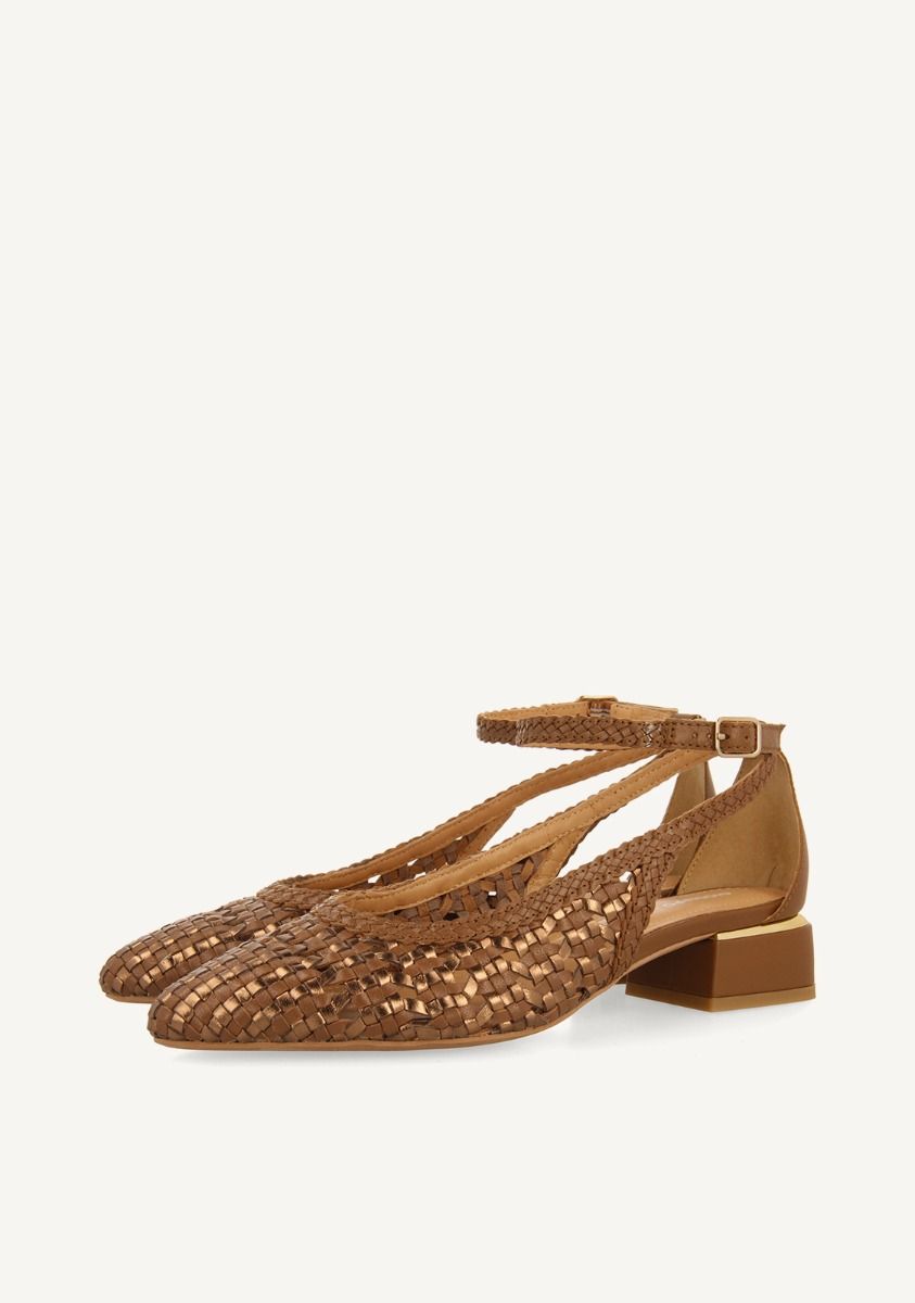 10233-bailarinas-trenzado-pulsera-piel-bardejov-cuero-1.jpg