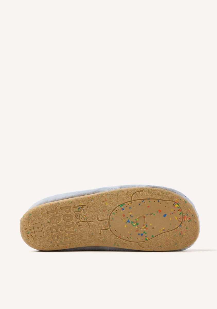 1071-zapatillas-de-casa-pelo-frase-perley-gris-1.jpg