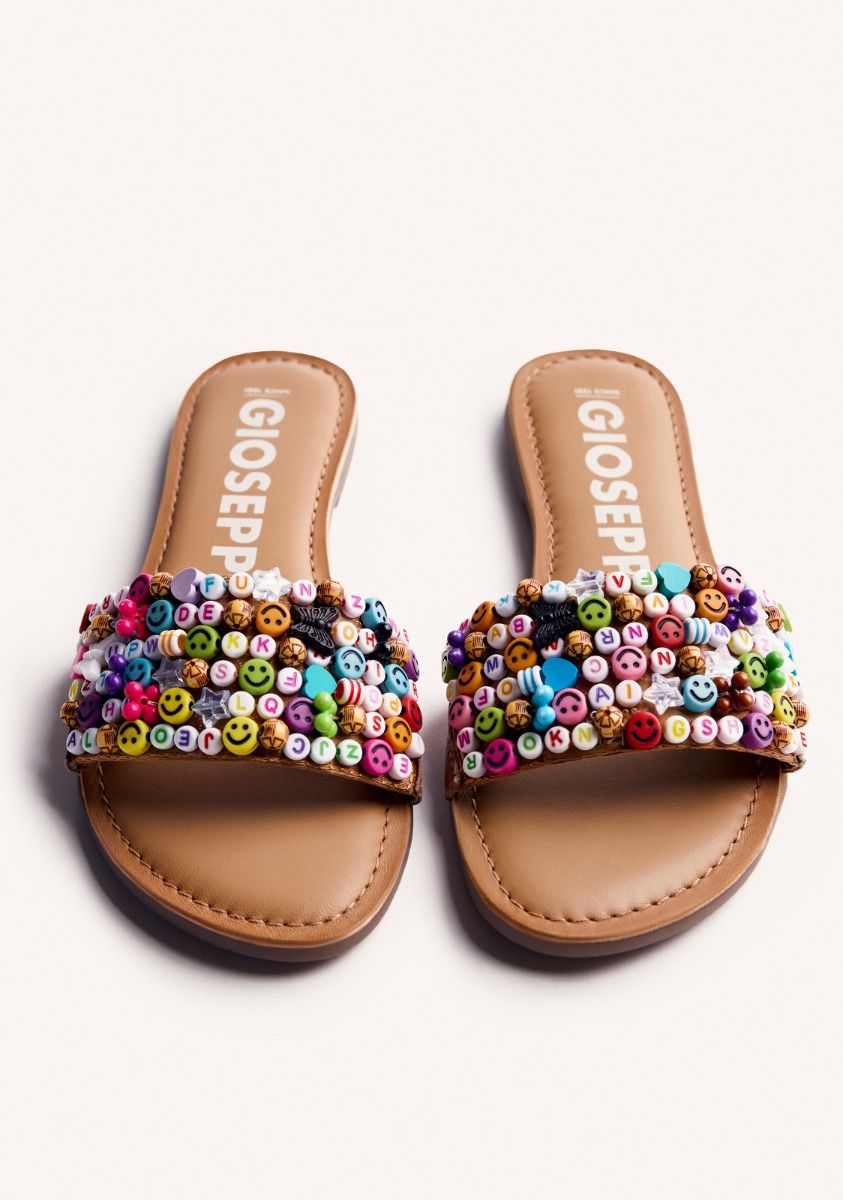 10910-sandalias-solidarias-zinga-by-mar-a-gal-n-cuero-1.jpg