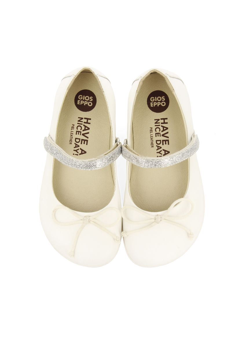 10981-bailarinas-blancas-con-glitter-y-adorno-de-lazo-para-ni-a-y-ni-o-annsville-blanco-1.jpg