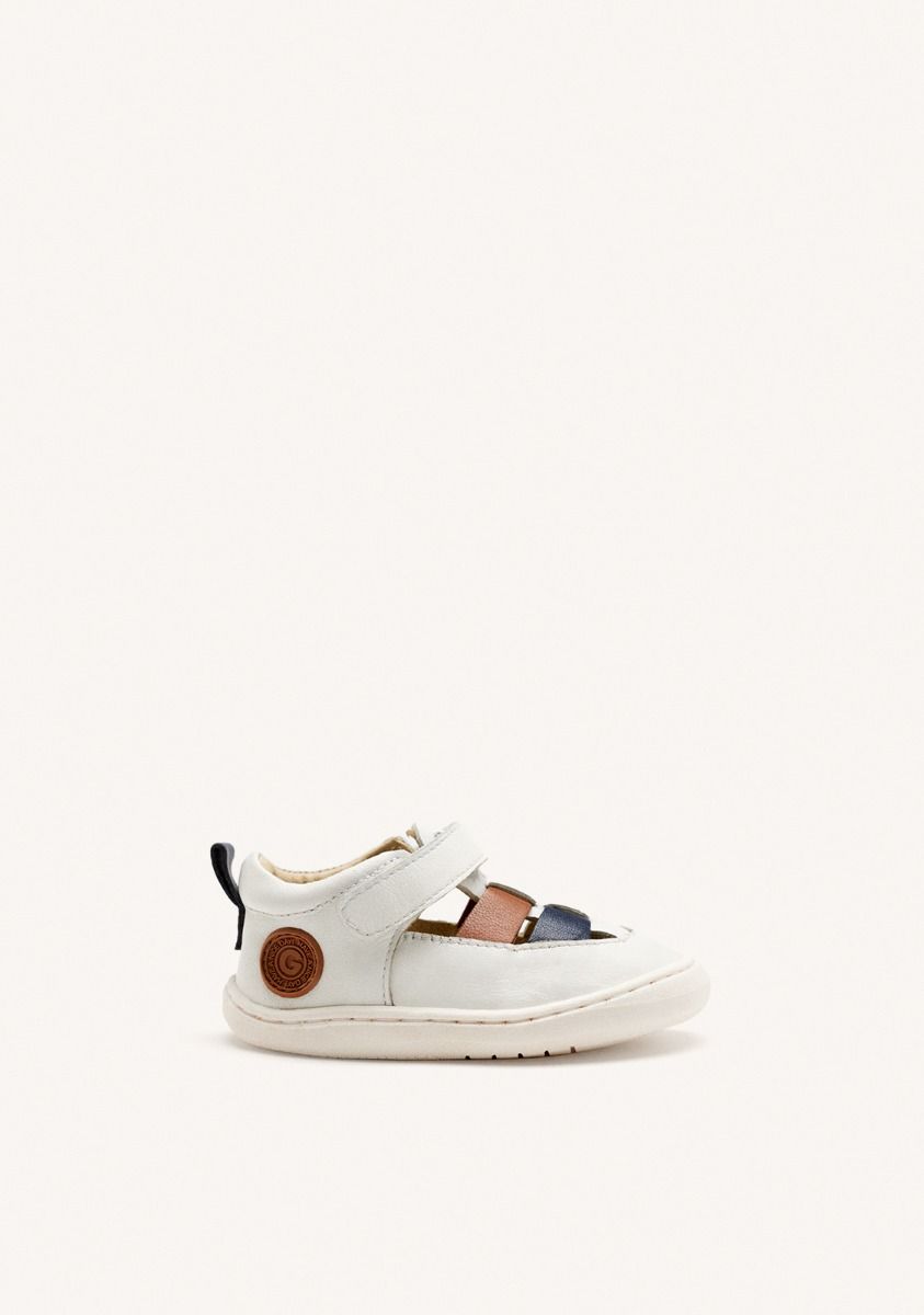 SANDALIAS BLANCAS ESTILO CANGREJERAS CON ACENTOS DE COLOR Y CIERRES AJUSTABLES PARA BEBÃ POREC - BLANCO