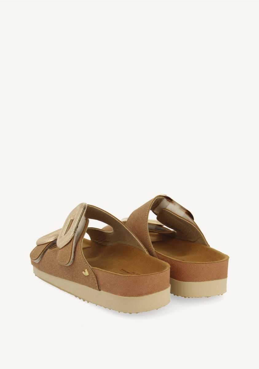 11024-sandalias-color-nude-con-adorno-joya-para-mujer-covert-nude-1.jpg