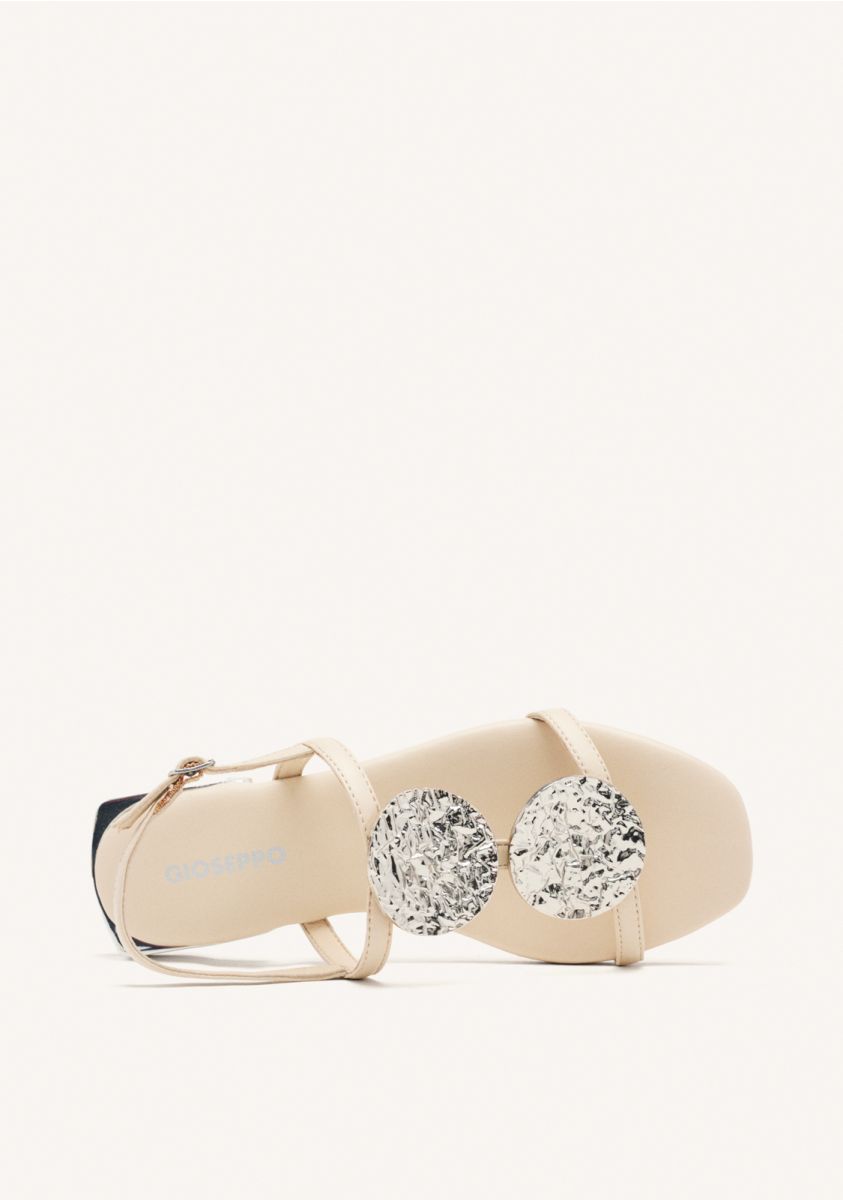 SANDALIAS COLOR OFF-WHITE DE PIEL CON ADORNOS METÃLICOS PARA MUJER TROFA - OFF-WHITE