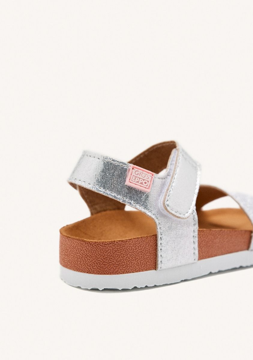 11374-chanclas-de-suela-bio-en-plata-ni-a-moers-plata-1.jpg