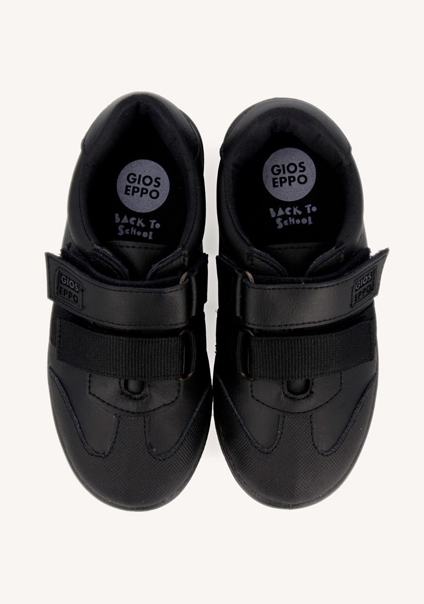 11397-zapatos-colegiales-de-piel-en-negro-salcha-negro-1.jpg