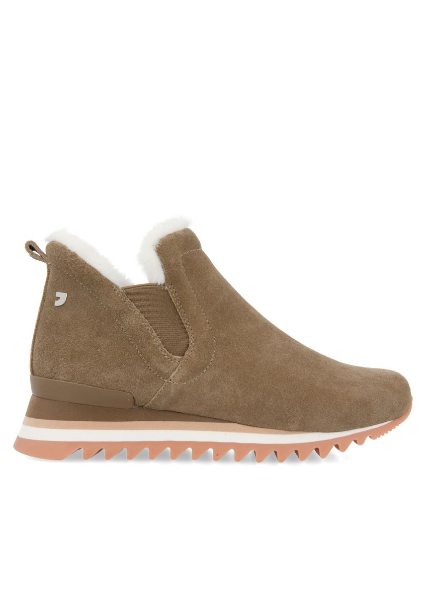 Sneakers estilo botÃ­n slip on con mini cuÃ±a para mujer ECKERO - ARENA