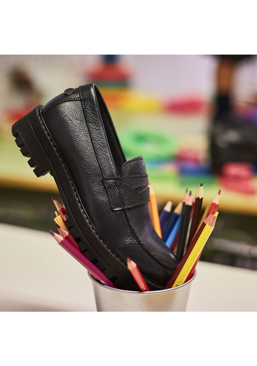 11709-zapatos-mocas-n-colegiales-en-piel-azul-marino-namastir-marino-1.jpg
