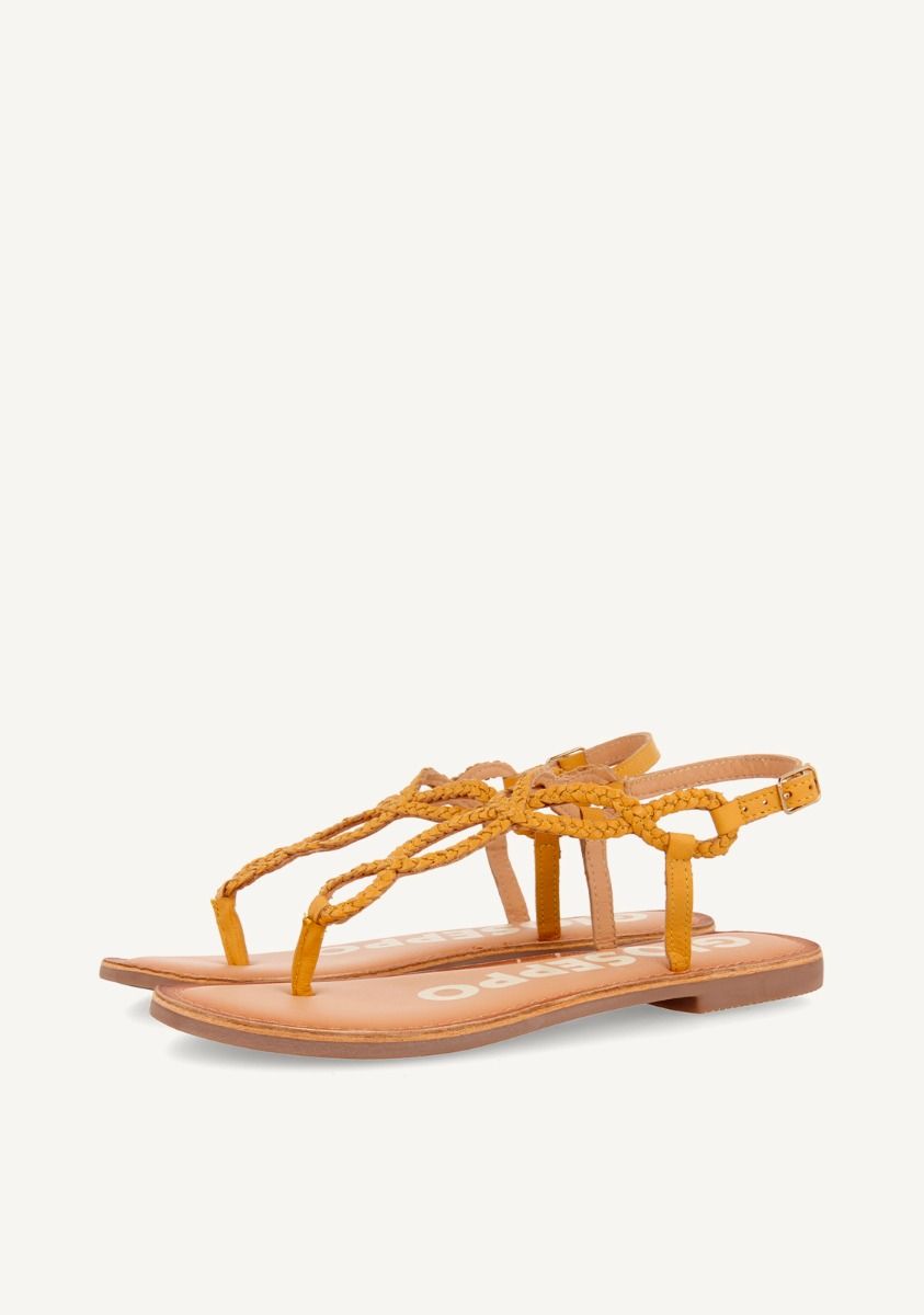 12066-sandalias-de-tiras-trenzadas-en-color-mostaza-para-mujer-fyffe-mostaza-1-1.jpg