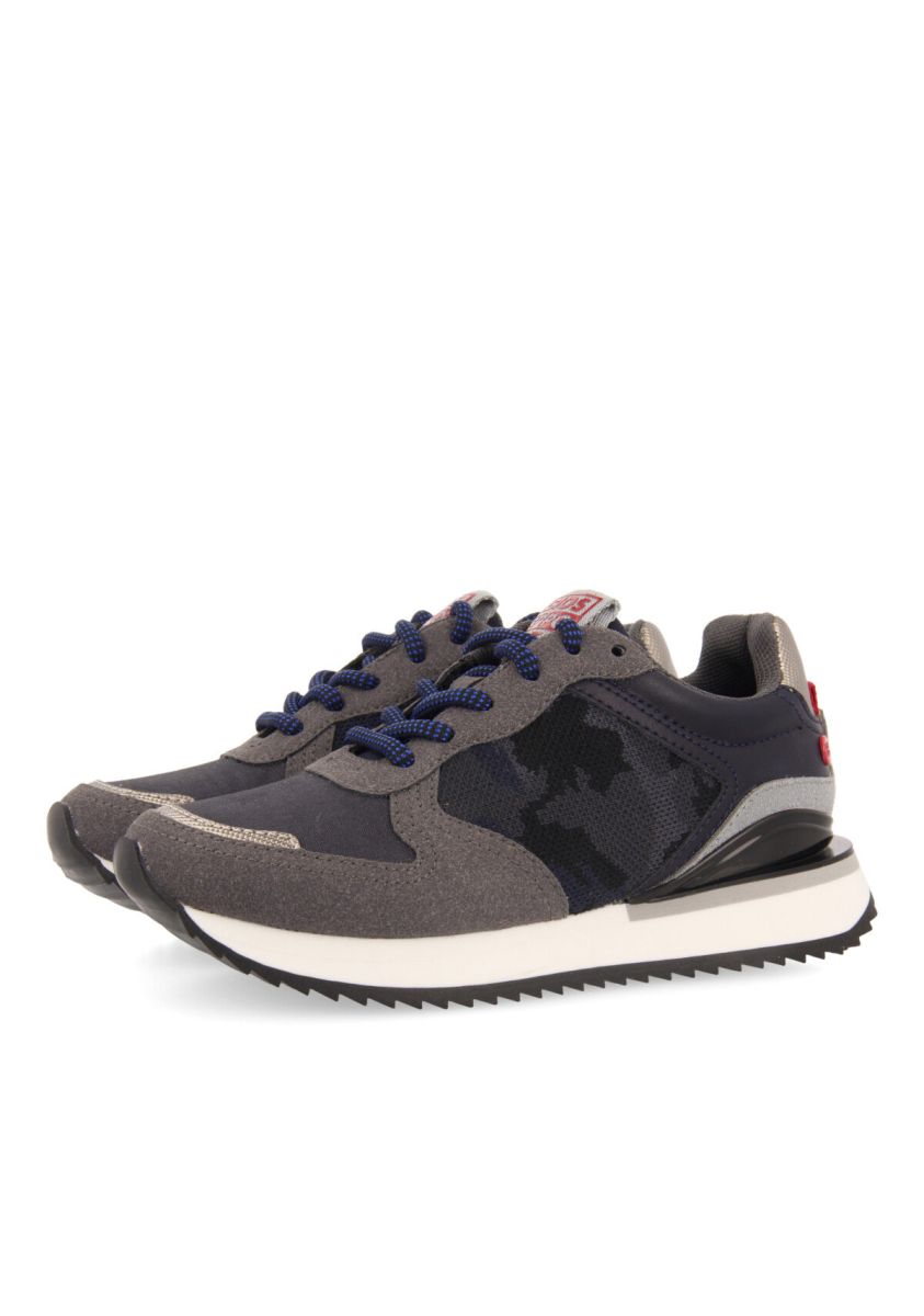 12099-sneakers-con-estampado-de-camuflaje-para-ni-o-pauen-camuflaje-1.jpg