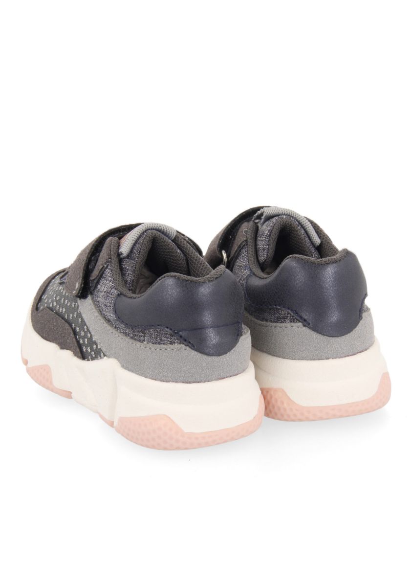 12133-sneakers-azules-con-brillo-para-ni-a-merzig-jeans-1.jpg
