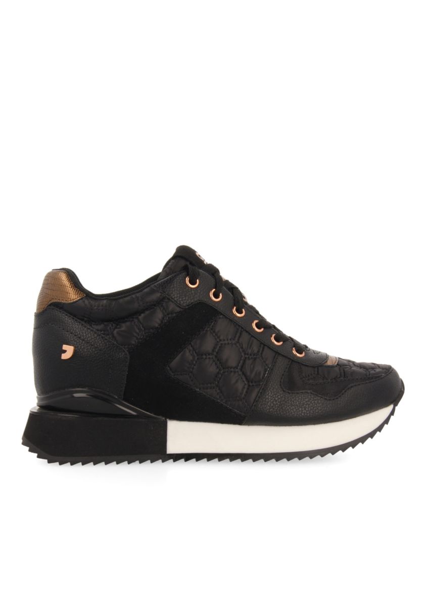 Sneakers negras con cuÃ±a interna para mujer ULSTEIN  - NEGRO