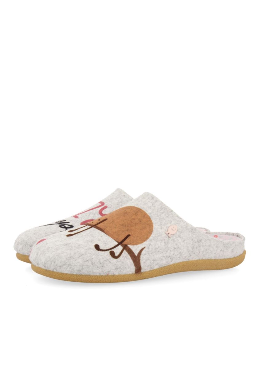 ZAPATILLAS DE ESTAR POR CASA DE LA COLECCIÃN HOT POTATOES MUSAU  - GRIS