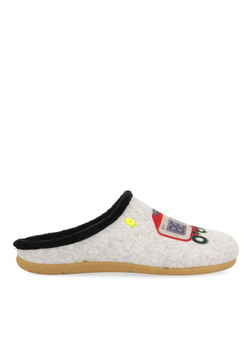 ZAPATILLAS DE ESTAR POR CASA DE LA COLECCIÃN HOT POTATOES BEZAU  - GRIS