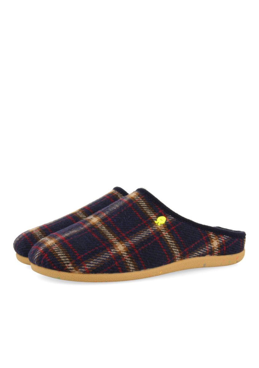 12443-zapatillas-de-estar-por-casa-de-la-colecci-n-hot-potatoes-damuls-marino-1.jpg