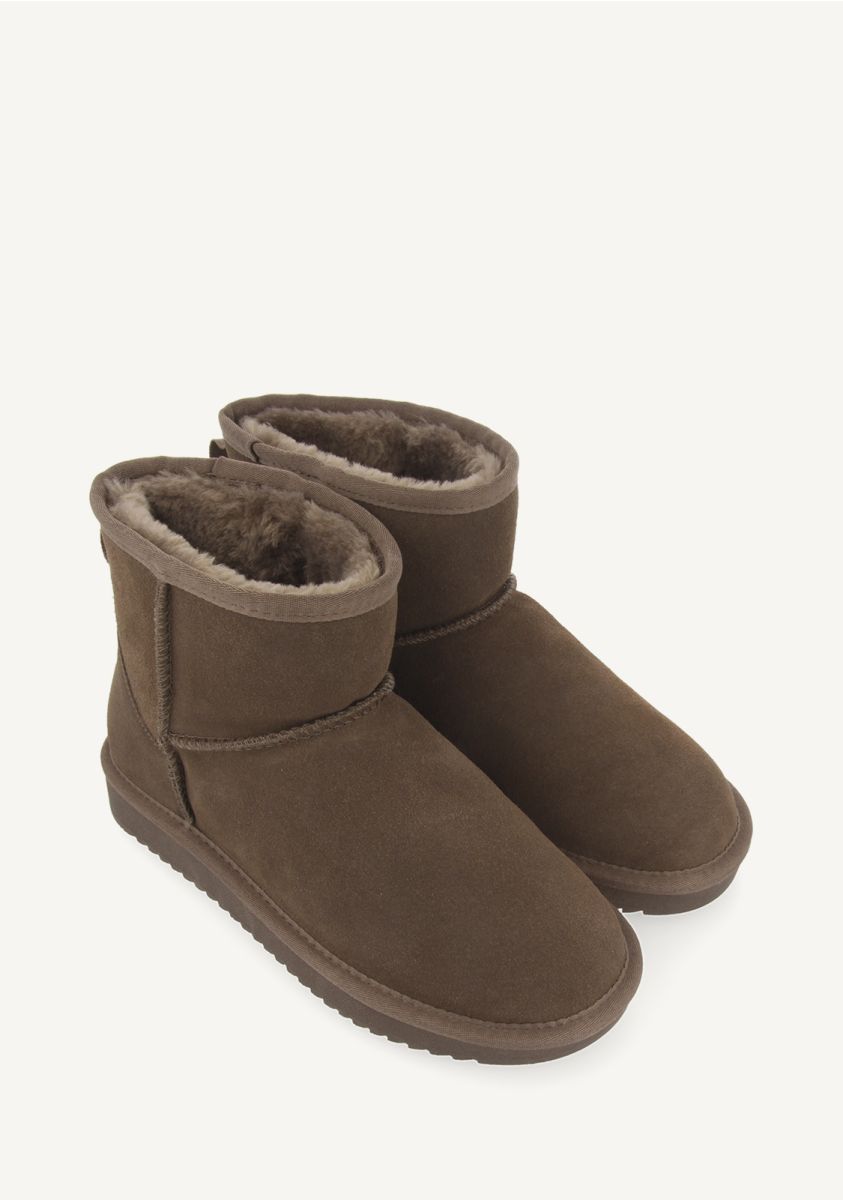 12548-botas-australianas-color-taupe-de-ca-a-media-para-mujer-gilliam-taupe-1.jpg