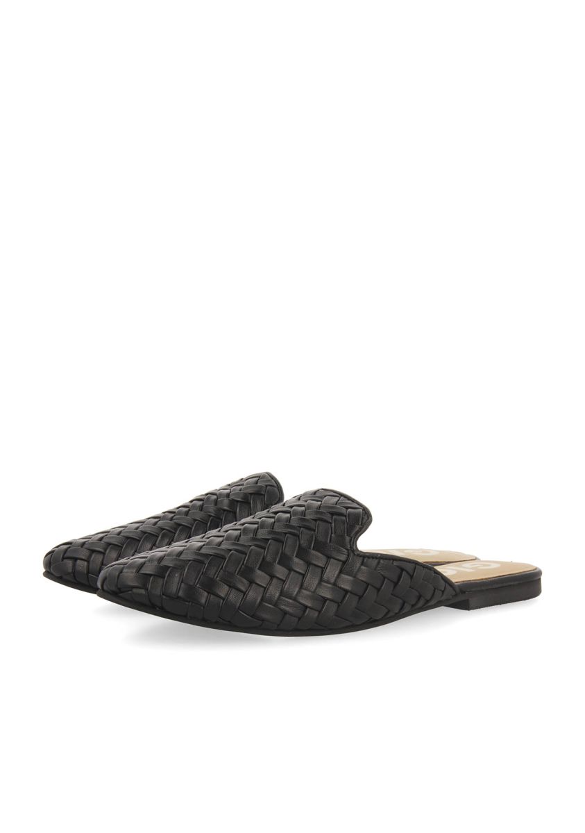 BABUCHA TRENZADA EN COLOR NEGRO PARA MUJER HOUMA - NEGRO