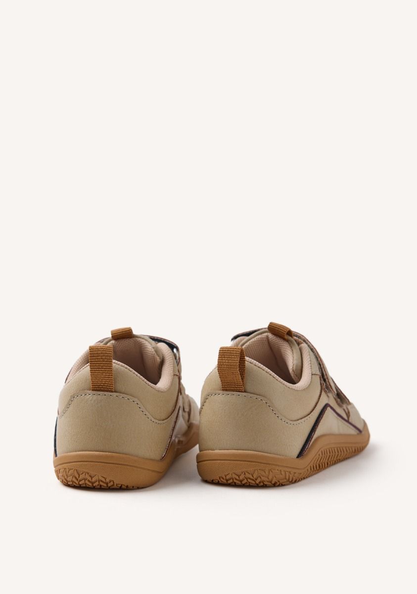 1340-gioseppo-barefoot-zapatillas-darfur-taupe-1.jpg