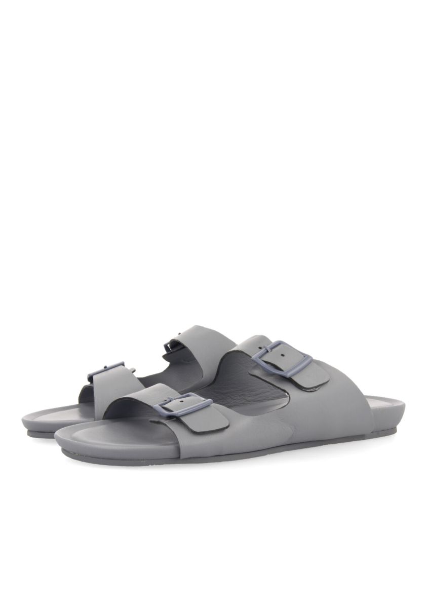 SANDALIAS AZULES DE PIEL CON HEBILLA PARA MUJER BACURI - AZUL
