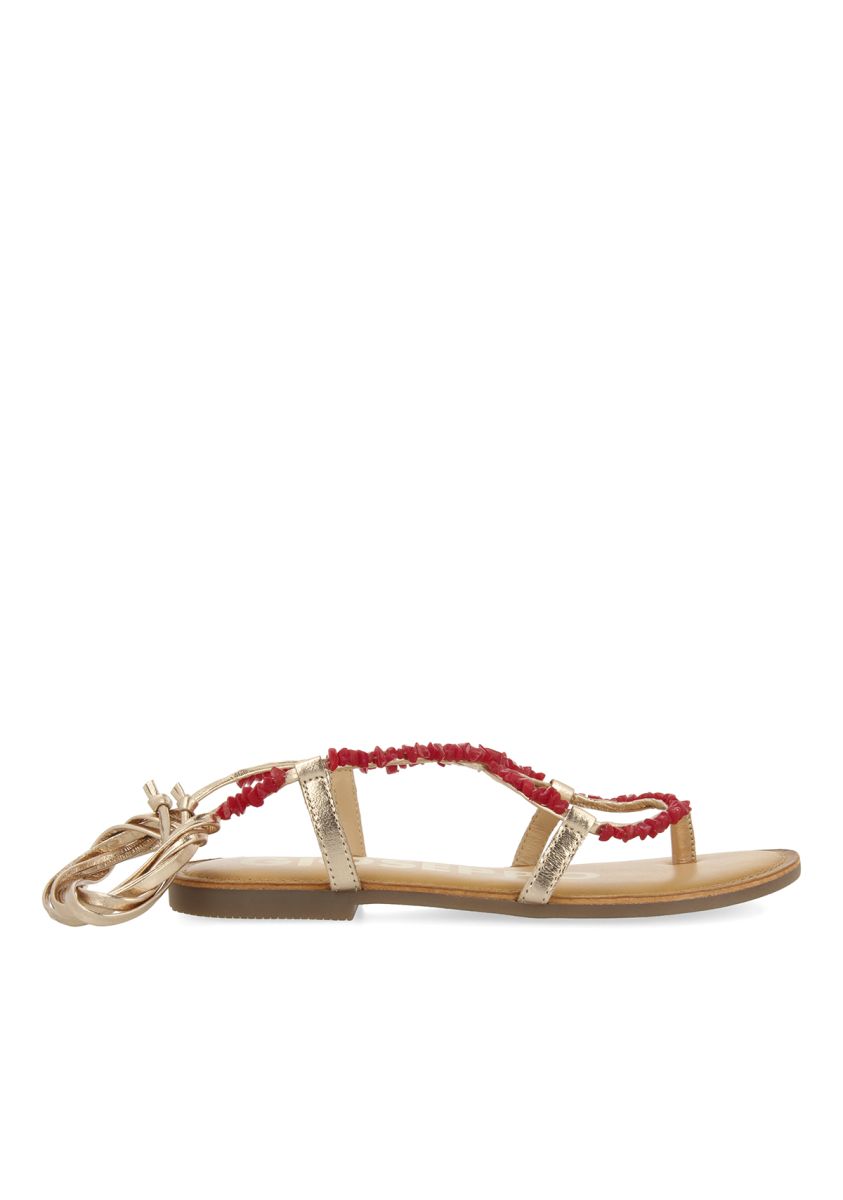 SANDALIAS DE PIEL COLOR DORADO CON ADORNOS EN ROJO PARA MUJER LISIEUX - ROJO