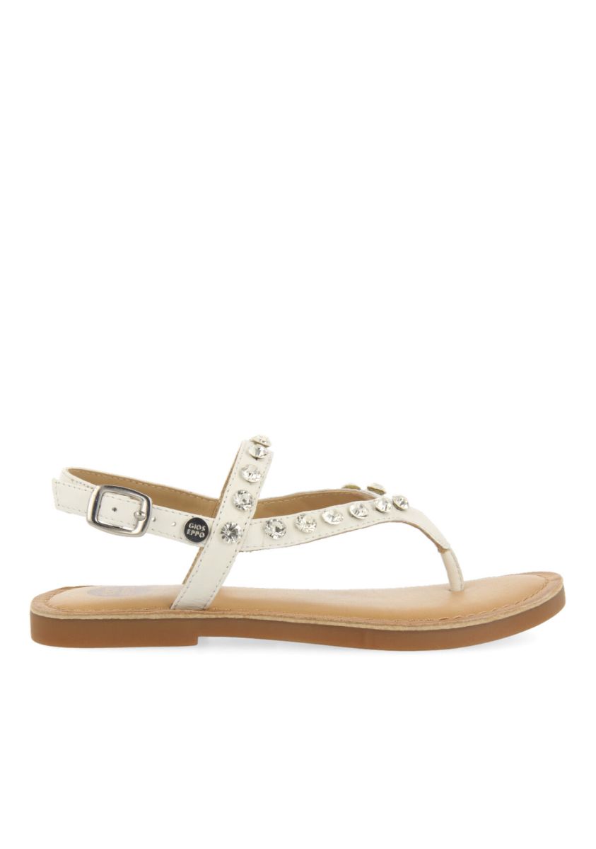 13433-sandalias-blancas-de-piel-con-tiras-y-adornos-de-maxi-cristales-para-ni-a-cavnat-blanco-1.jpg