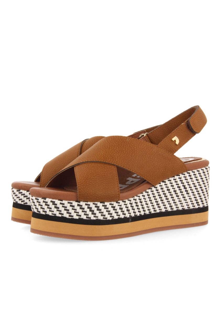 13612-sandalias-de-cu-a-color-cuero-con-bandas-cruzadas-para-mujer-ampere-cuero-1.jpg