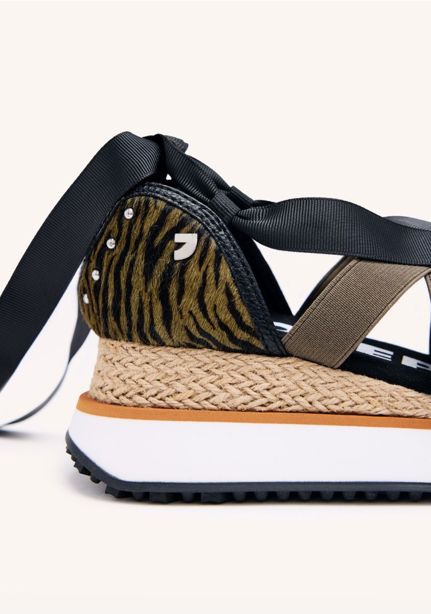 13933-sneakers-negras-tipo-espadrille-para-mujer-settala-negro-1.jpg