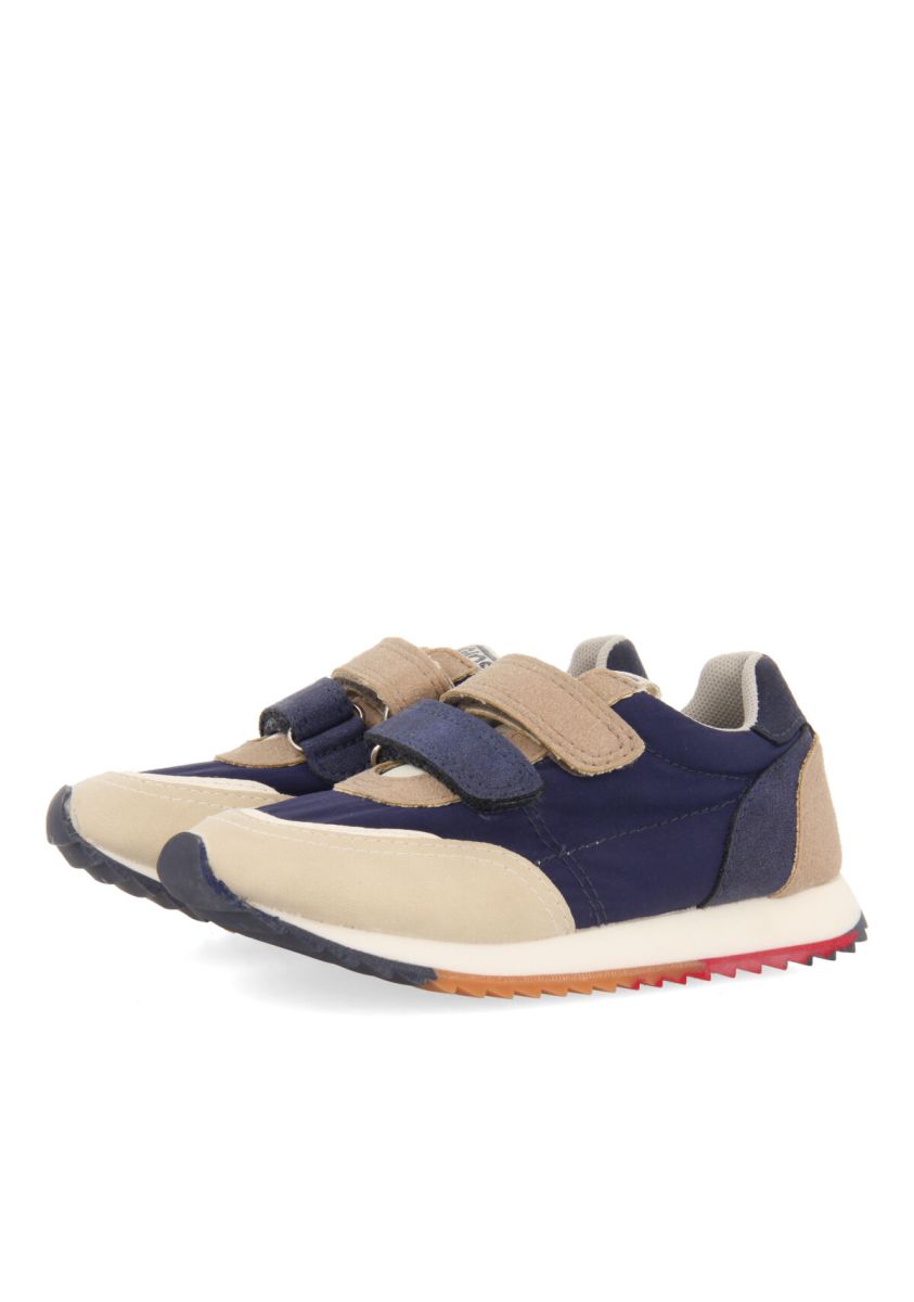 14608-sneakers-azul-marino-con-cierre-ajustable-para-ni-a-y-ni-o-quinte-marino-1.jpg