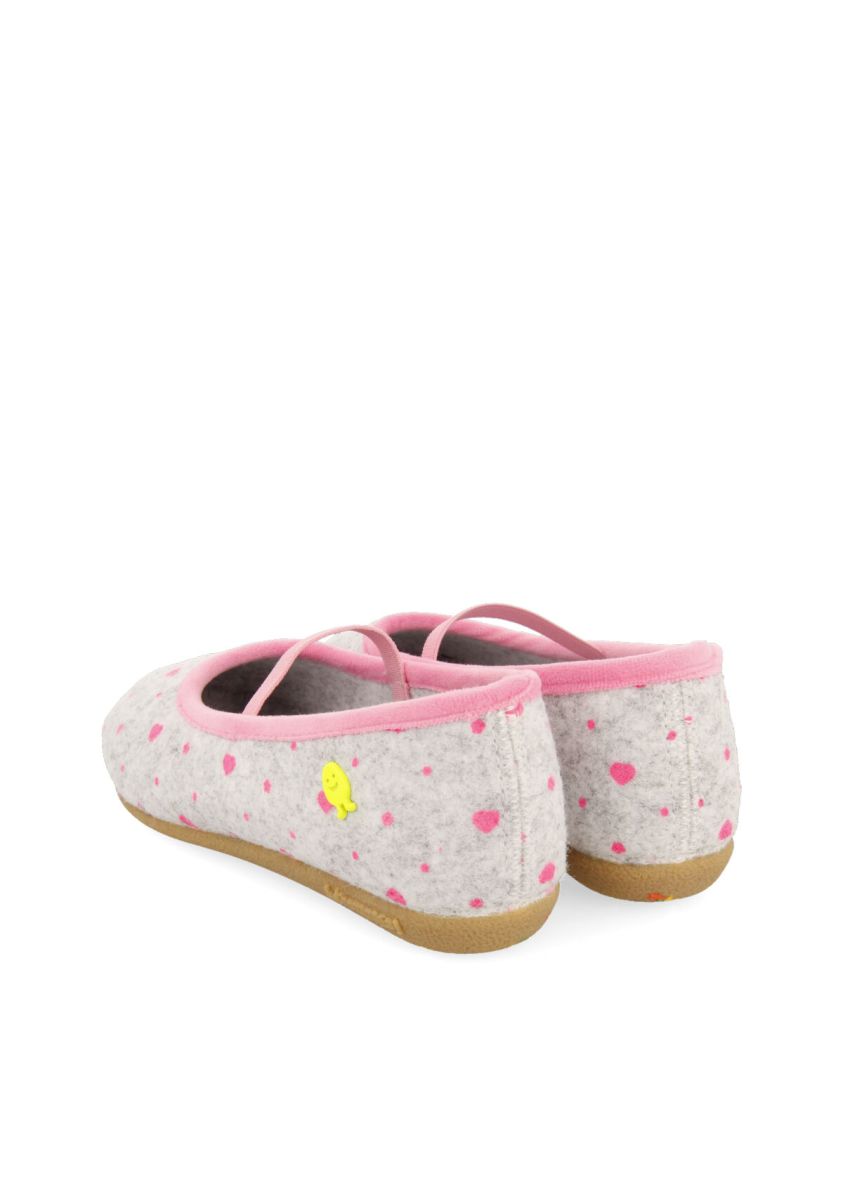 14884-zapatillas-infantiles-de-estar-por-casa-tipo-bailarina-hot-potatoes-risca-fuxia-1.jpg