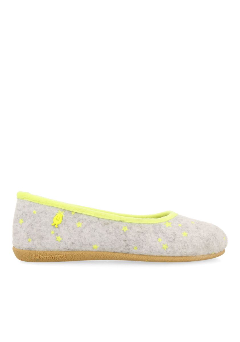 Zapatillas de estar por casa tipo bailarina hot potatoes mace - AMARILLO