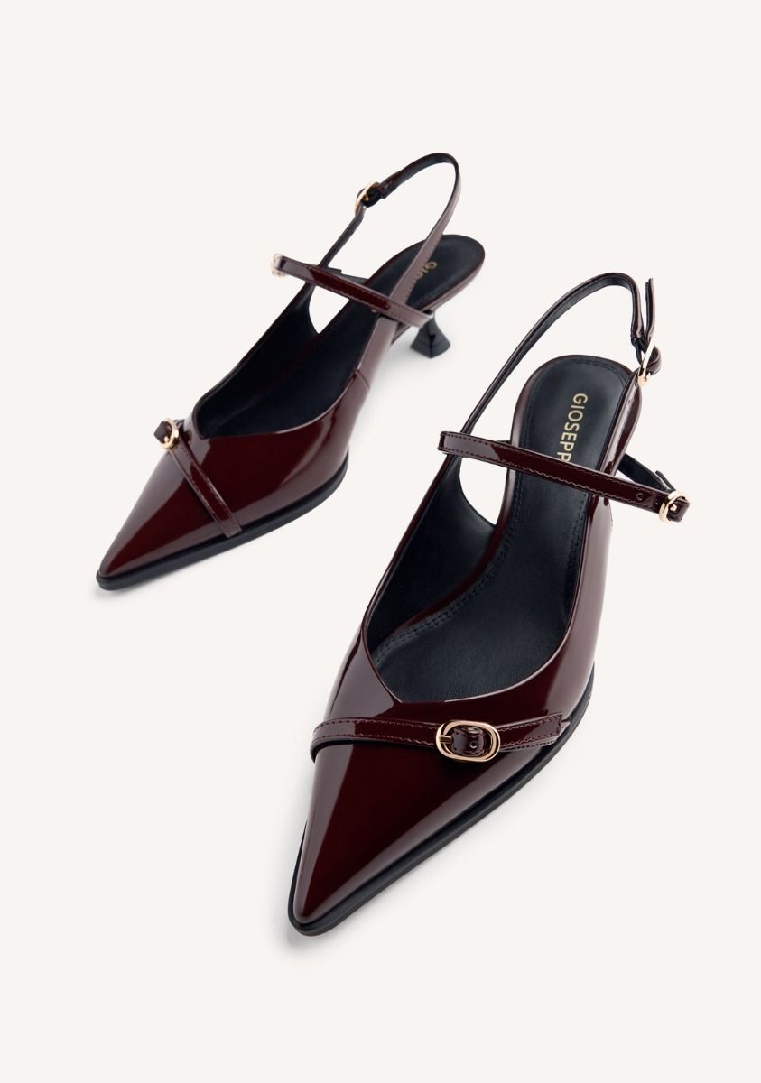 1515-zapatos-tac-n-destalonados-efecto-charol-sabin-marron-1.jpg