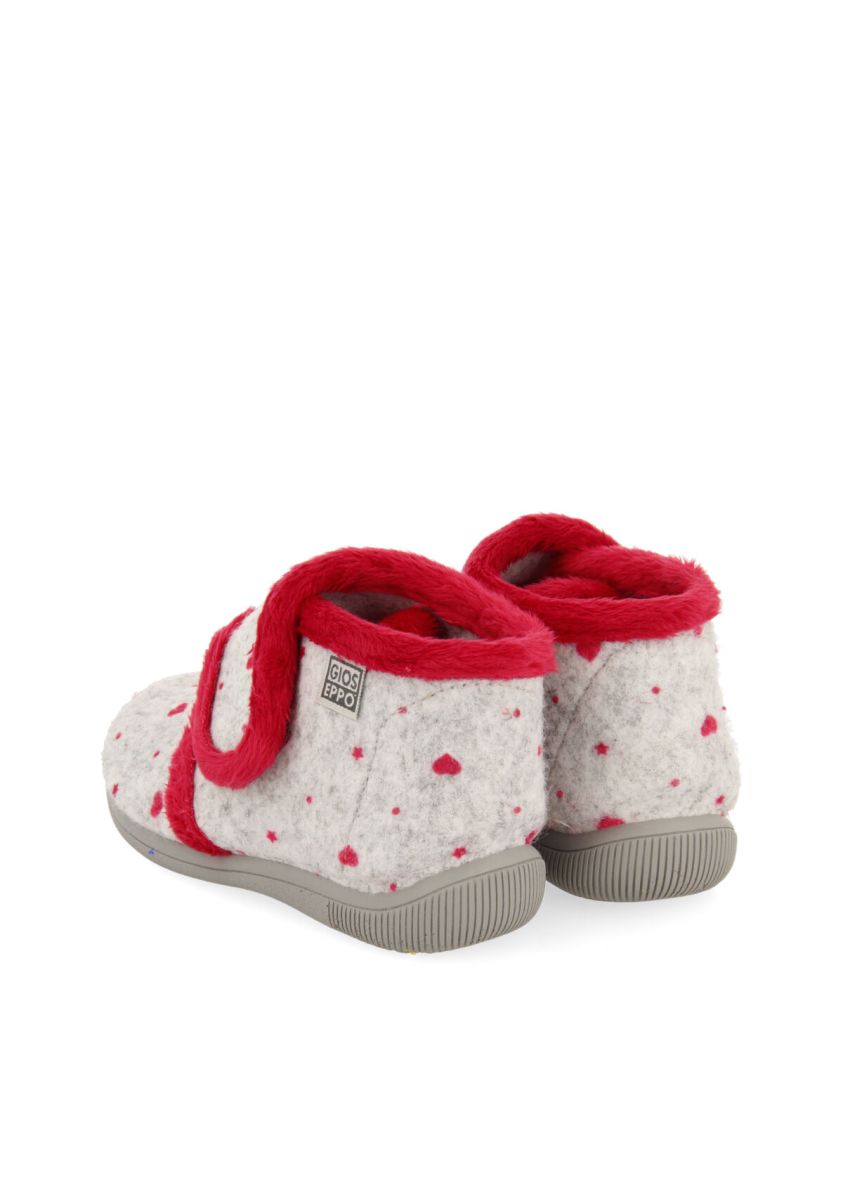 15278-zapatillas-de-estar-por-casa-color-rojo-con-estampado-de-coraz-n-para-beb-lisryan-rojo-1.jpg
