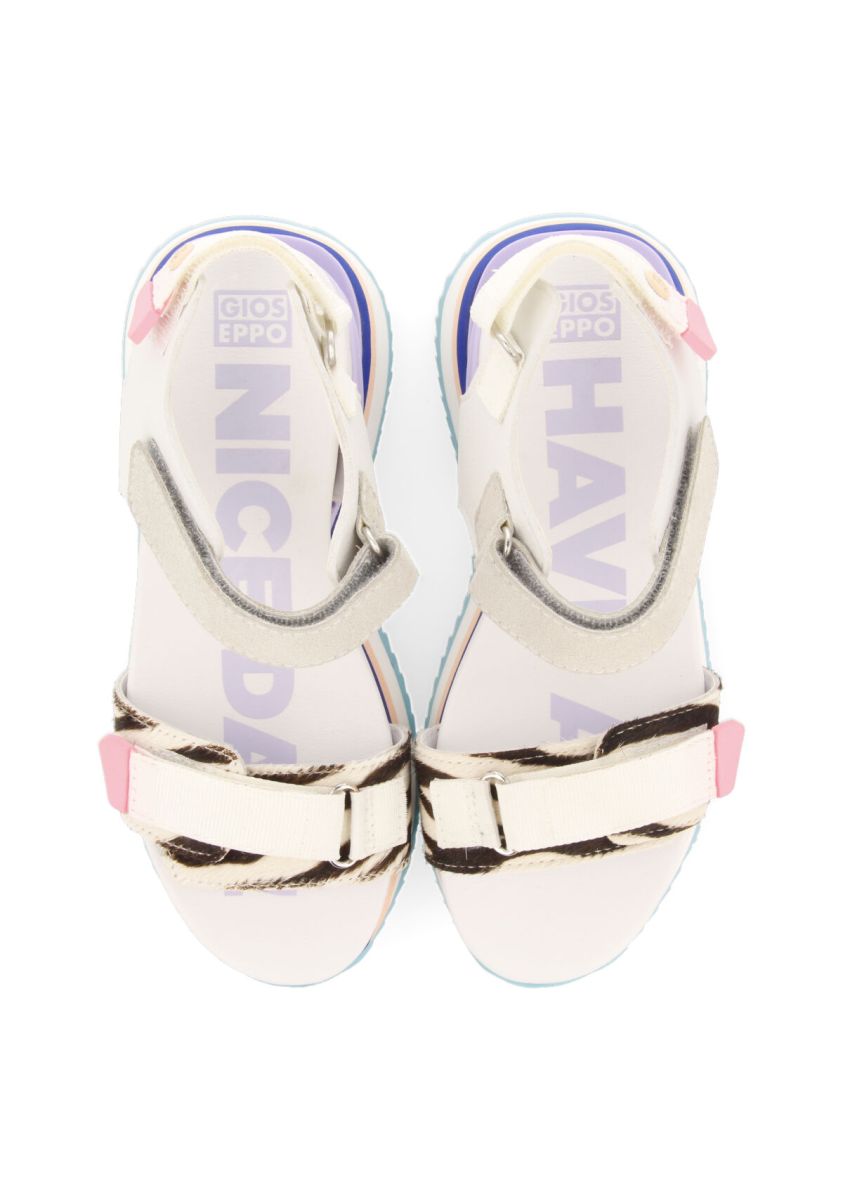 15961-sandalias-de-corte-tiras-ajustables-blancas-animal-print-para-ni-as-baldim-blanco-1.jpg