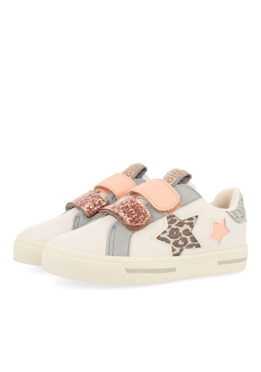 15998-sneakers-blancas-con-detalles-de-glitter-y-estrellas-para-ni-a-caiana-blanco-1.jpg