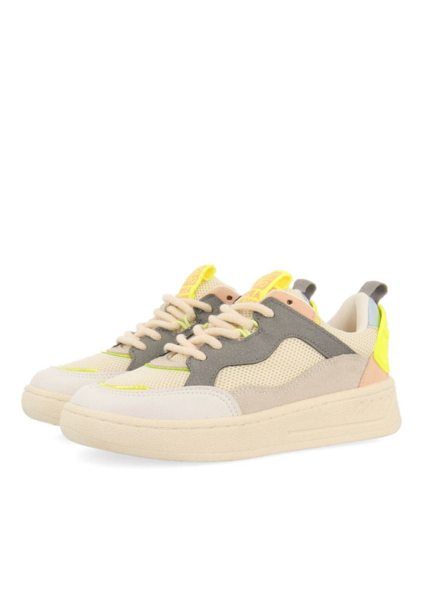 16014-sneakers-blancas-con-toques-de-color-en-amarillo-ne-n-para-ni-a-eritras-blanco-1.jpg