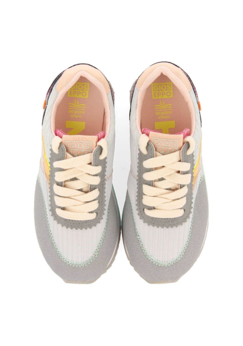 16023-sneakers-grises-con-presupuntes-de-colores-para-ni-a-madirac-gris-1.jpg