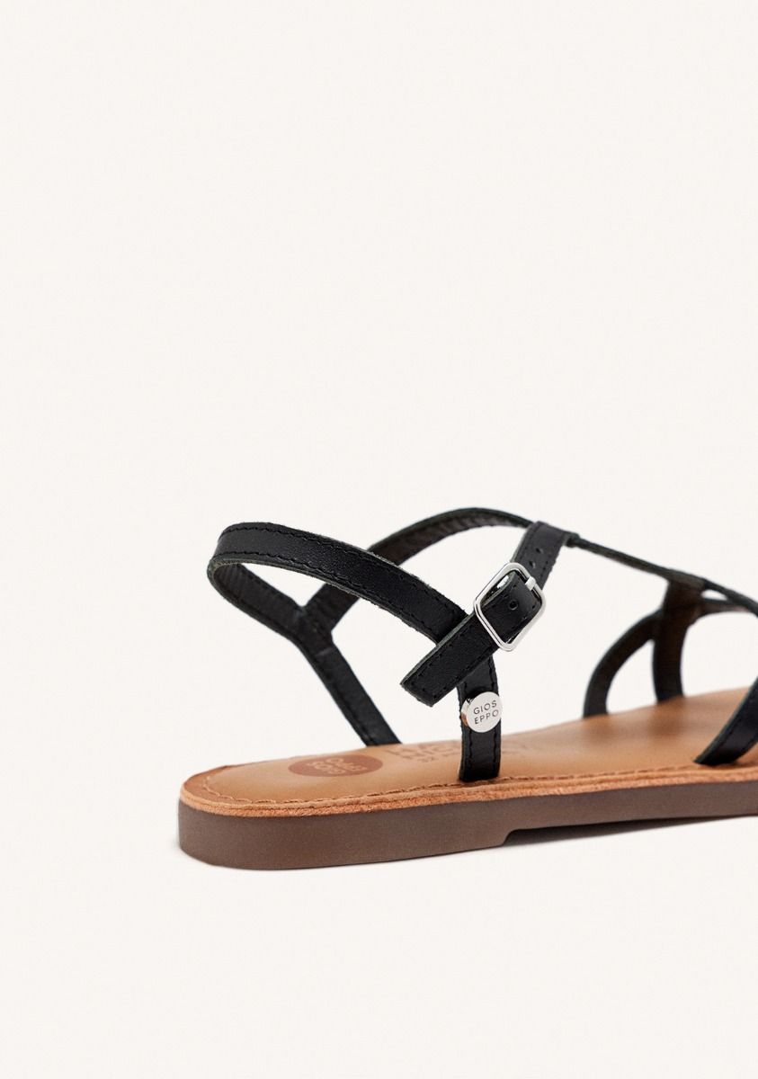 16502-sandalias-de-piel-metalizada-en-color-negro-para-ni-a-varzea-negro-1.jpg