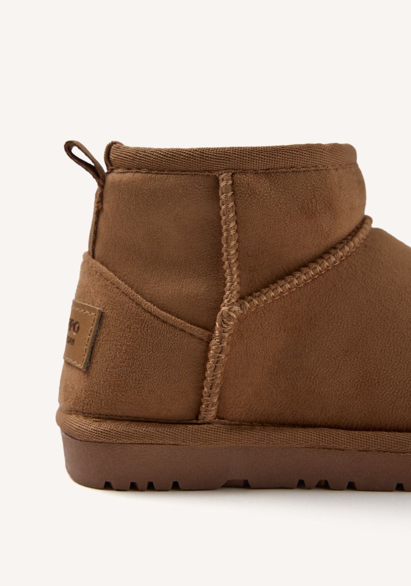 1660–botas-australianas-esko-cuero-1.jpg