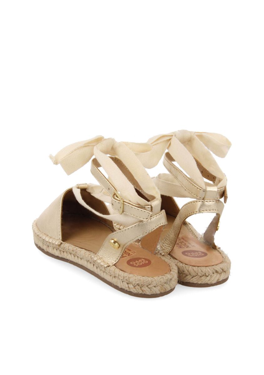 16662-sandalias-tipo-espadrille-de-color-oro-para-ni-a-stravaj-oro-1.jpg