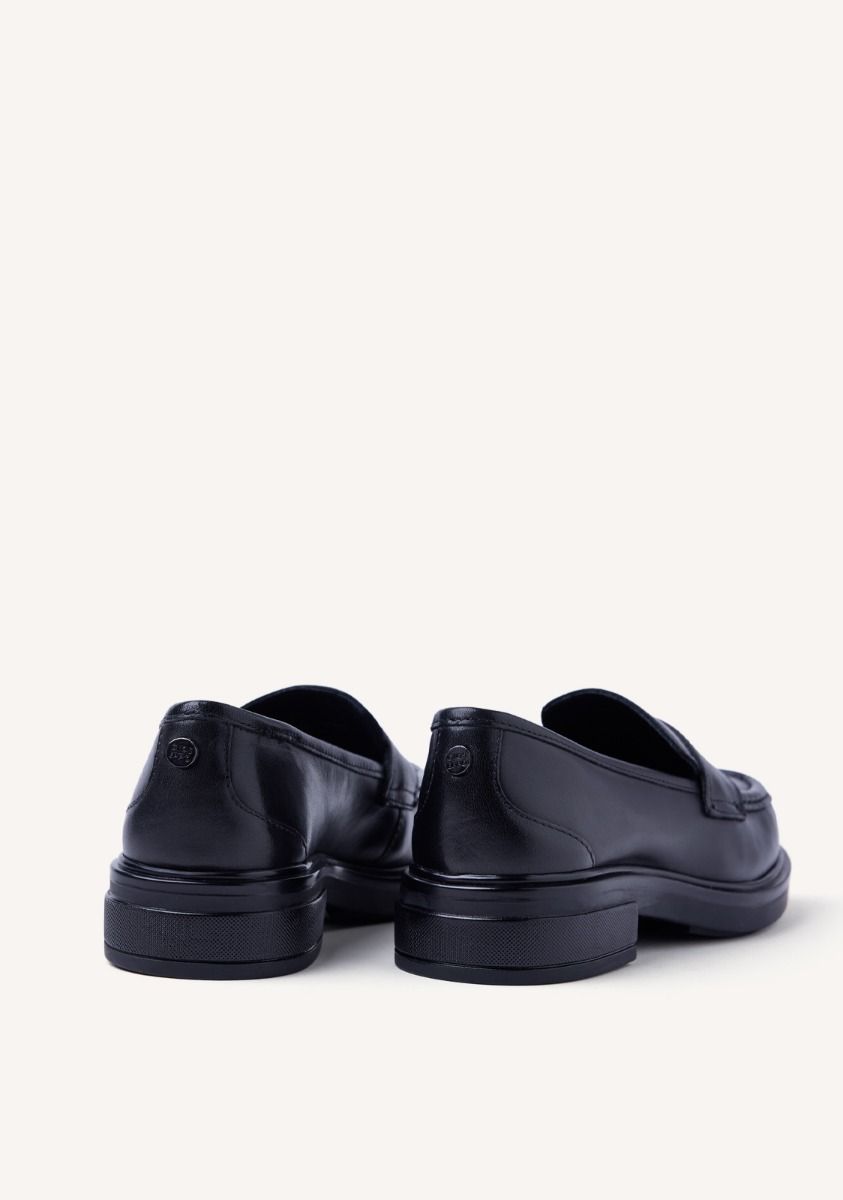 1682-mocasines-piel-ronneby-negro-1.jpg