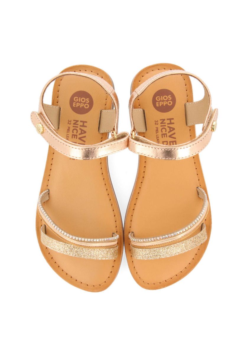16915-sandalias-de-piel-con-detalles-en-color-rosa-para-ni-a-lucmau-rosa-1.jpg