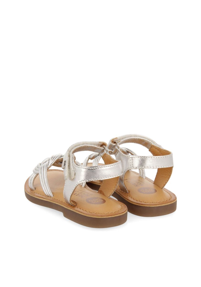 17034-sandalias-de-piel-en-color-plata-con-pala-para-ni-a-lontra-plata-1.jpg