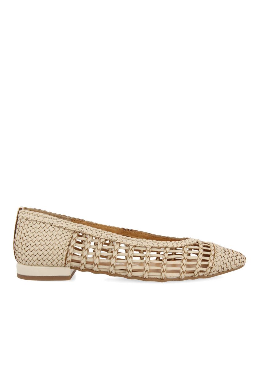 Bailarinas off-white de piel trenzada con atado para mujer sagada - OFF-WHITE