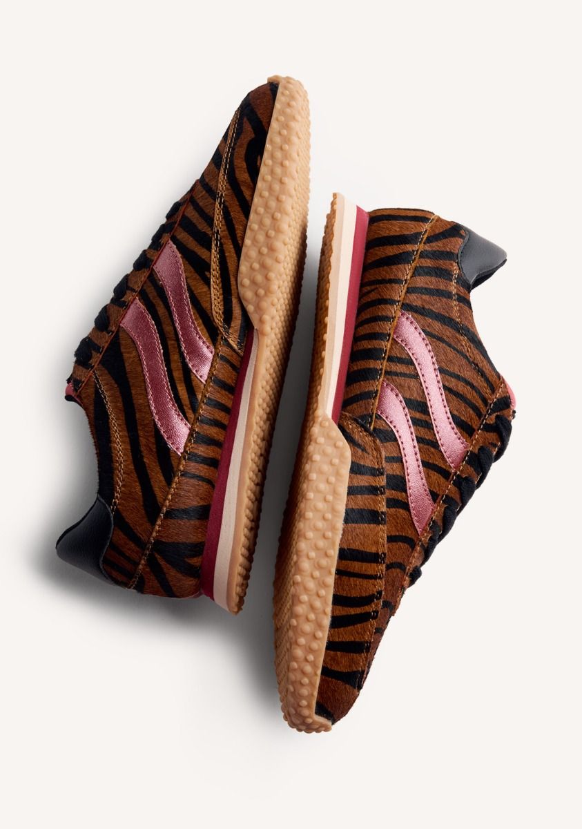 1715-zapatillas-piel-estampado-animal-halstad-leopardo-1.jpg