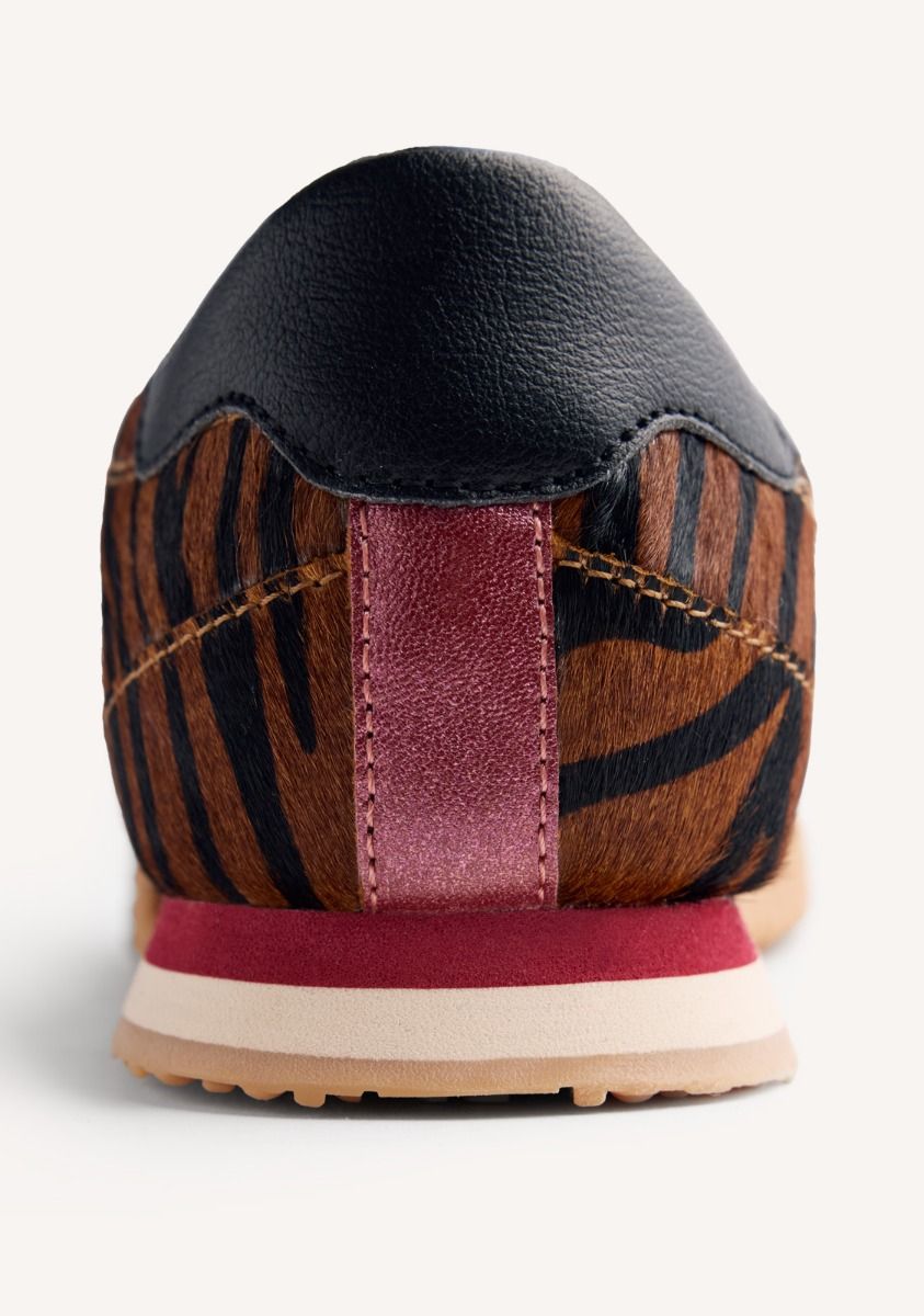 1715-zapatillas-piel-estampado-animal-halstad-leopardo-1.jpg