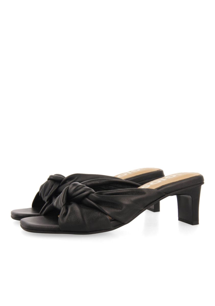 17212-sandalias-negras-de-piel-con-nudo-para-mujer-bahge-negro-1.jpg