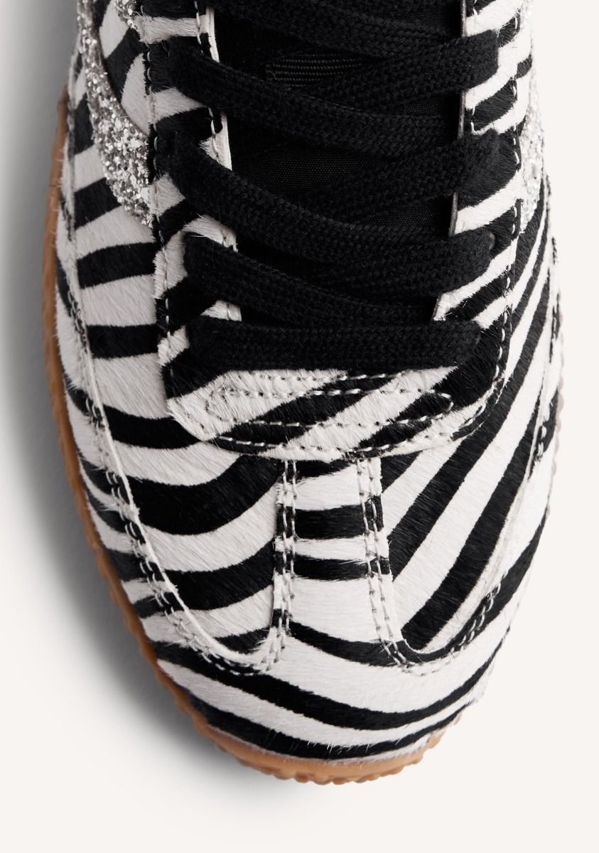 1723-zapatillas-piel-estampado-animal-halstad-cebra-1.jpg