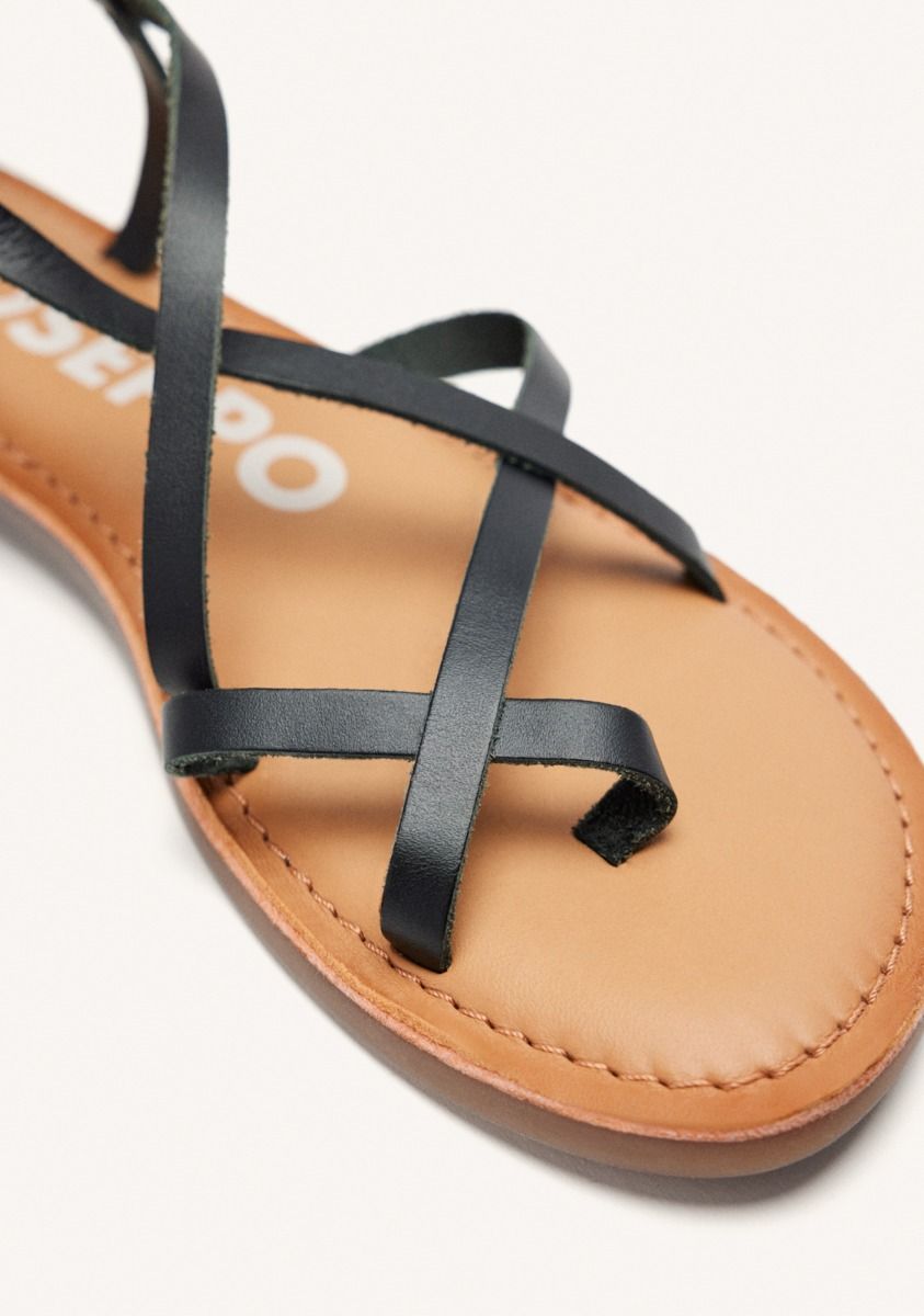 17438-sandalias-piel-tiras-lussat-negro-1.jpg