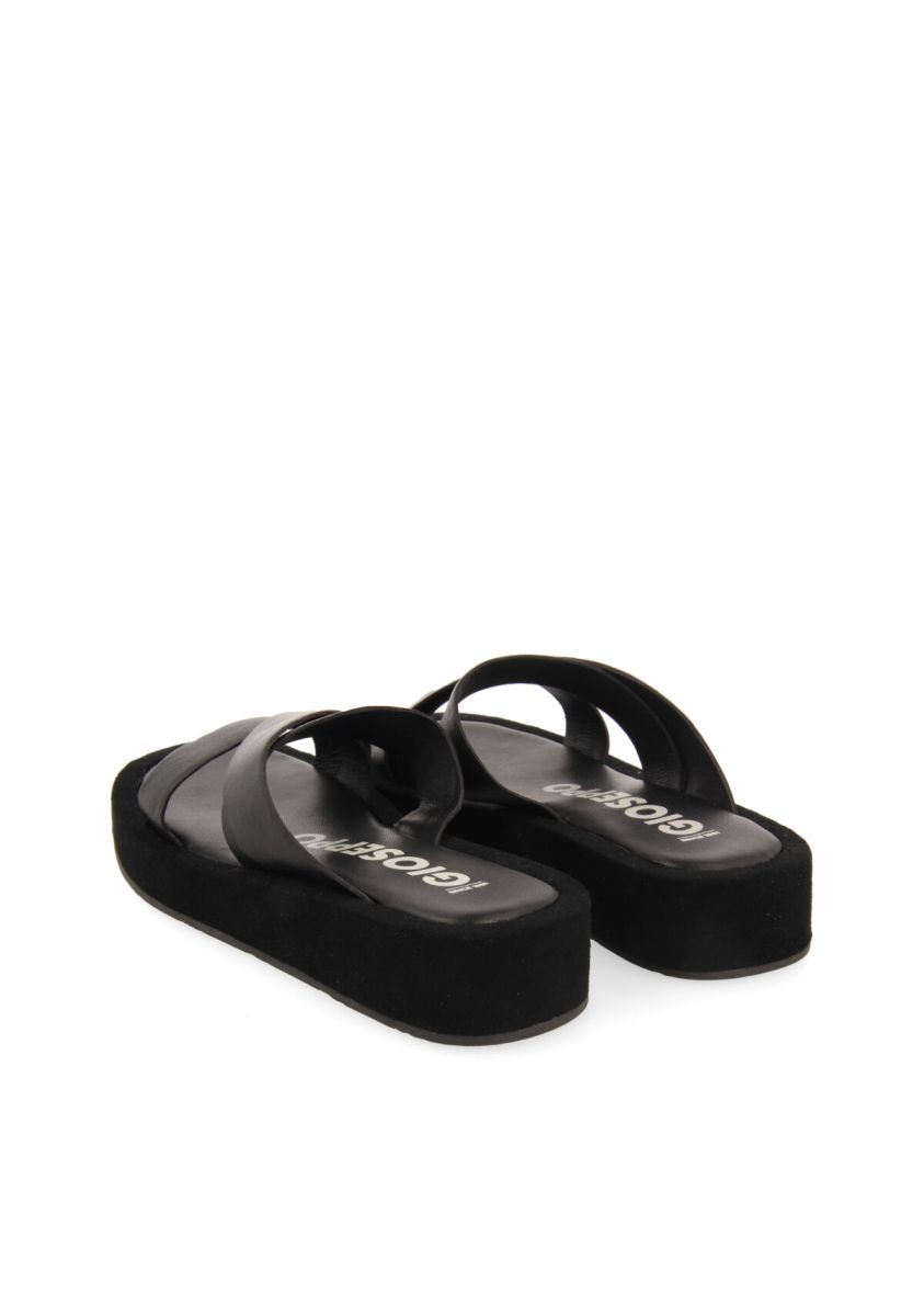 17572-sandalias-de-piso-grueso-de-tiras-color-negro-para-mujer-issou-negro-1.jpg