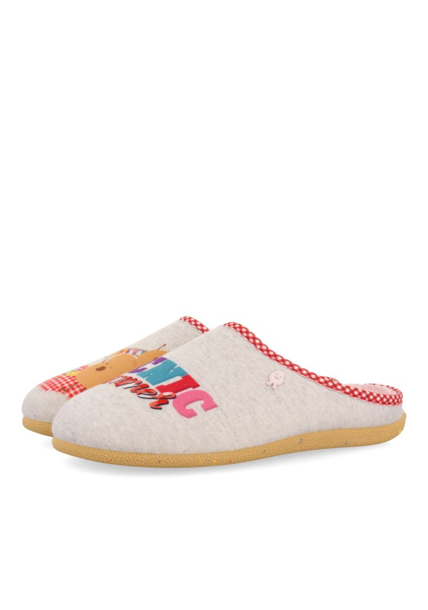17741-zapatillas-de-estar-por-casa-gris-gueret-gris-1.jpg
