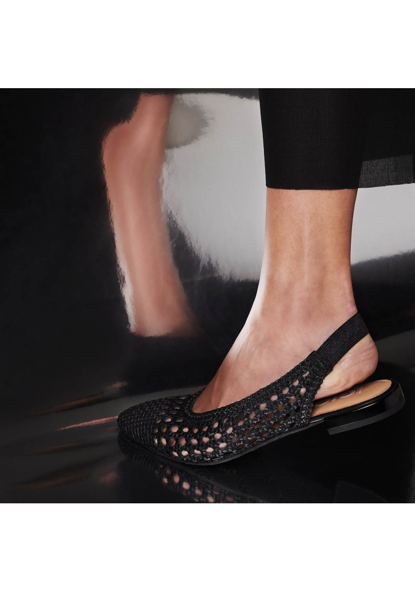18053-bailarinas-trenzadas-de-piel-en-color-negro-para-mujer-guatavita-negro-1.jpg